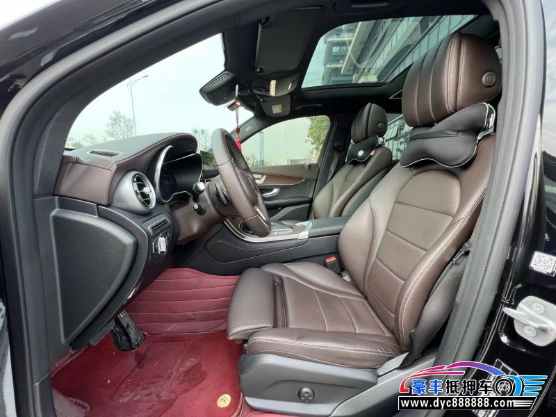 21年奔驰GLC轿车抵押车出售