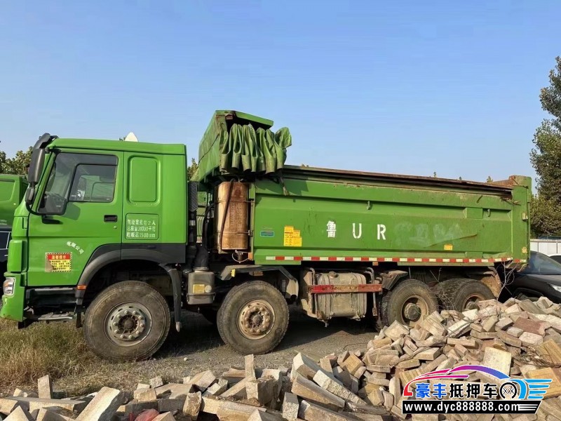 21年重汽豪沃轿车抵押车出售