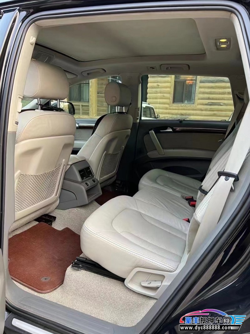 12年奥迪Q7SUV抵押车出售