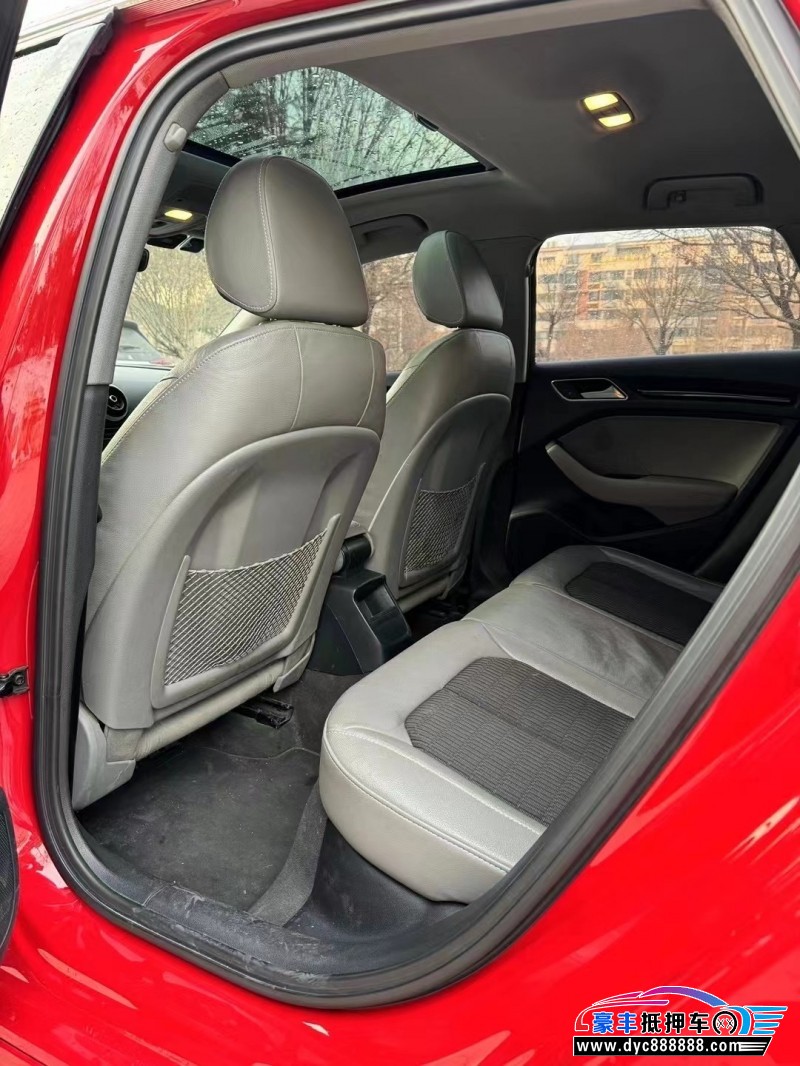 17年奥迪A3轿车抵押车出售