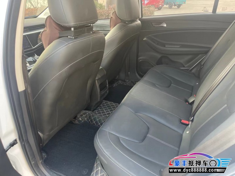 22年奇瑞艾瑞泽5轿车抵押车出售