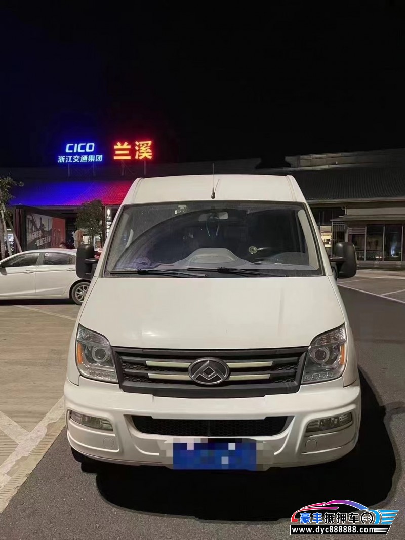 22年上汽大通V80轿车抵押车出售