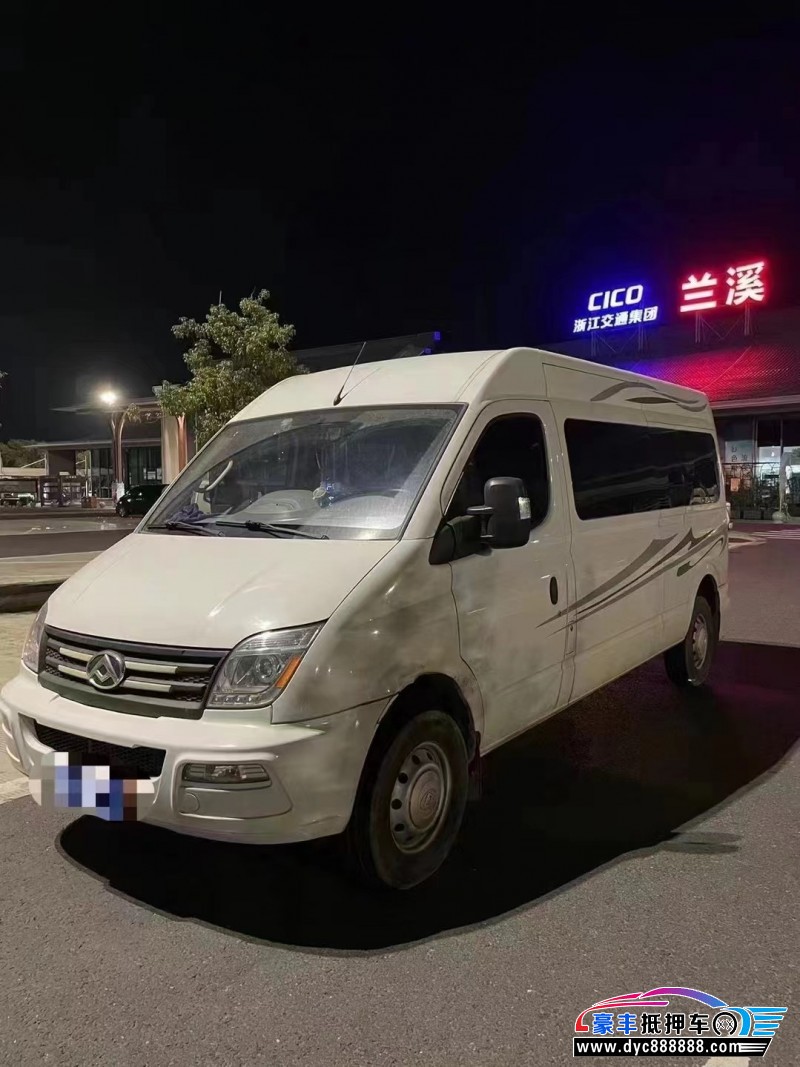 22年上汽大通V80轿车抵押车出售