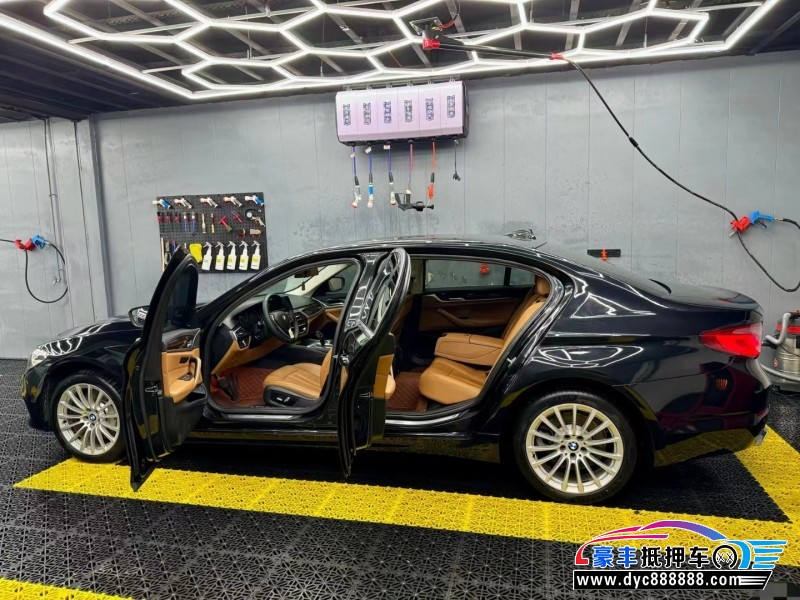 18年宝马5系轿车抵押车出售