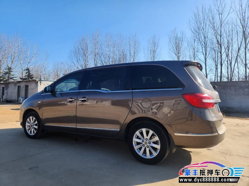 17年别克GL8轿车抵押车出售