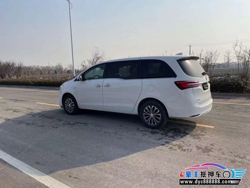 23年别克GL8轿车抵押车出售