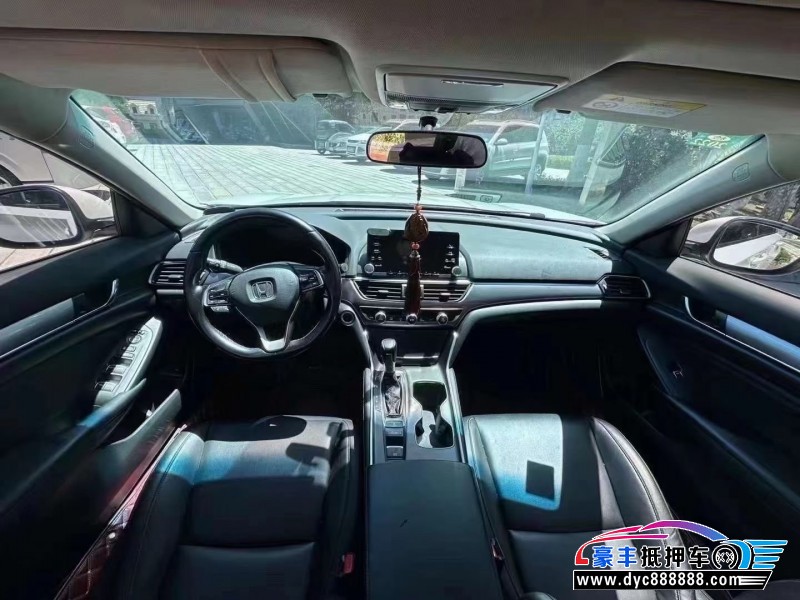 20年本田雅阁轿车抵押车出售