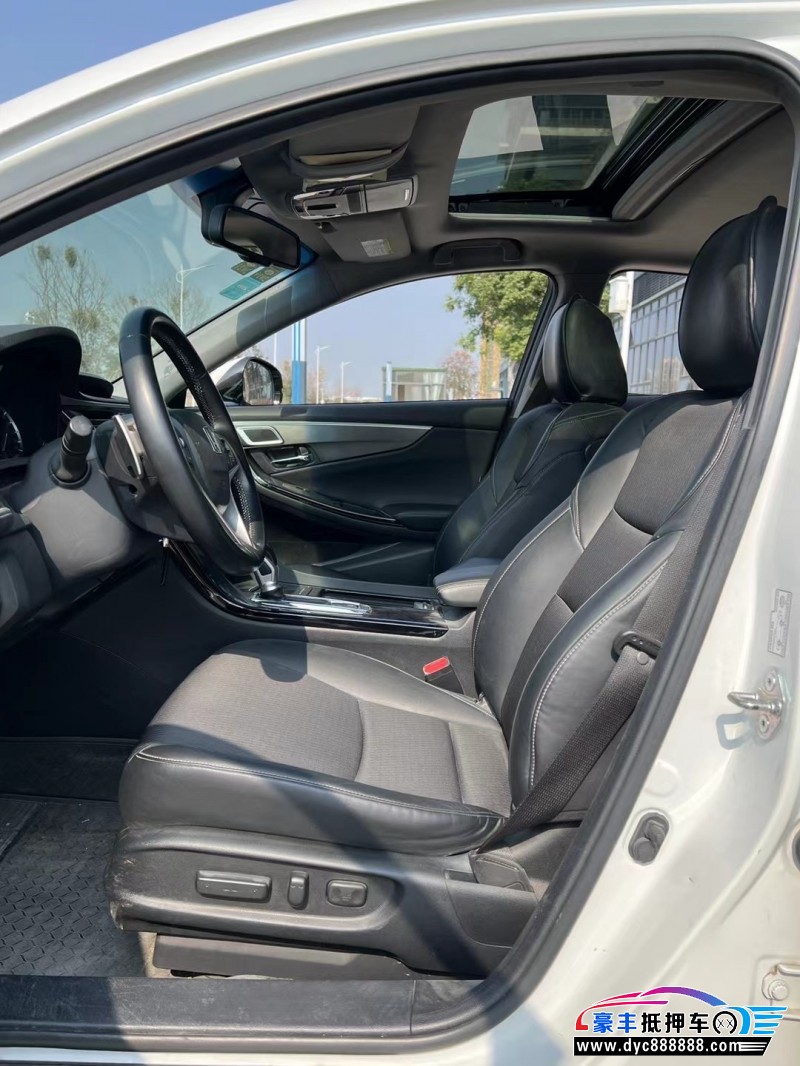 17年本田思铂睿轿车抵押车出售