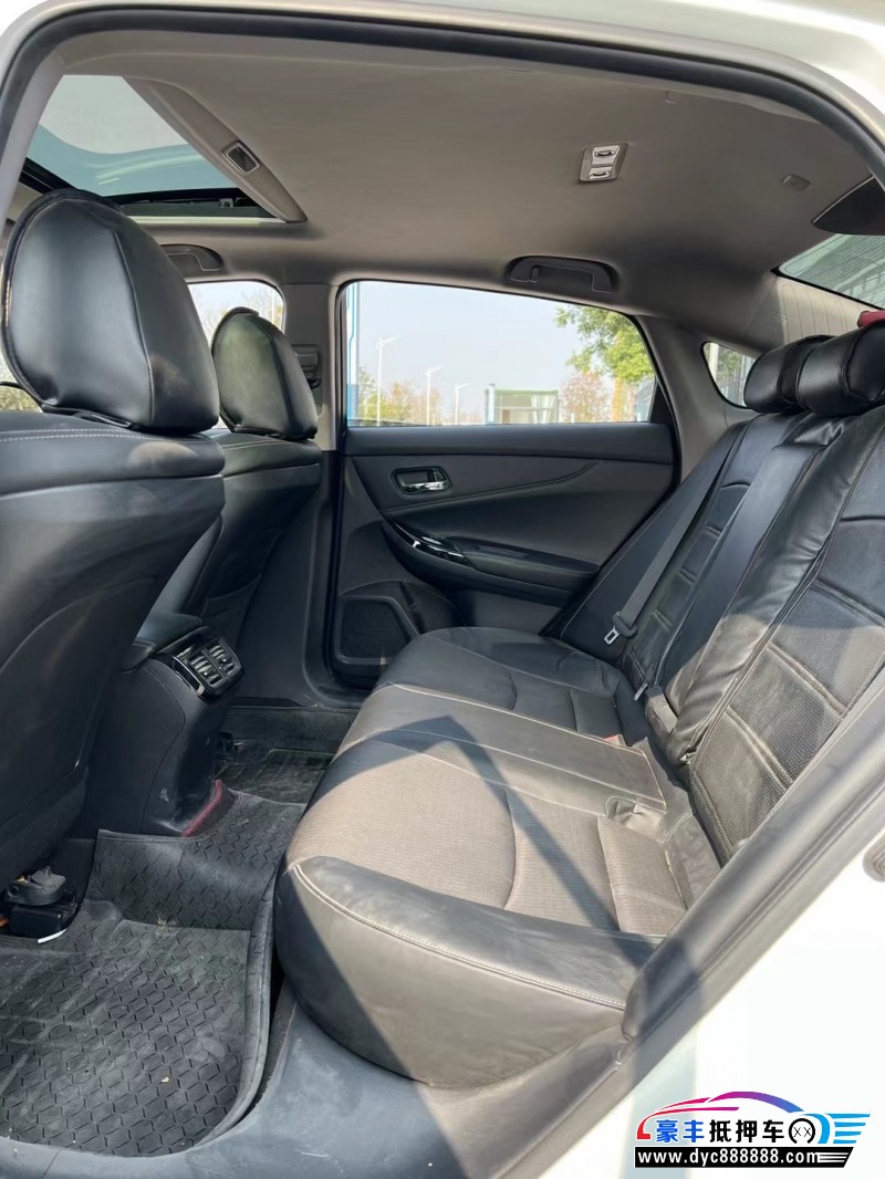 17年本田思铂睿轿车抵押车出售