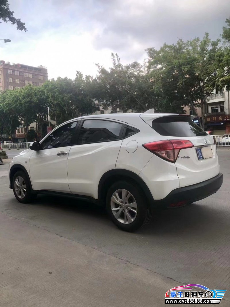 23年本田缤智轿车抵押车出售