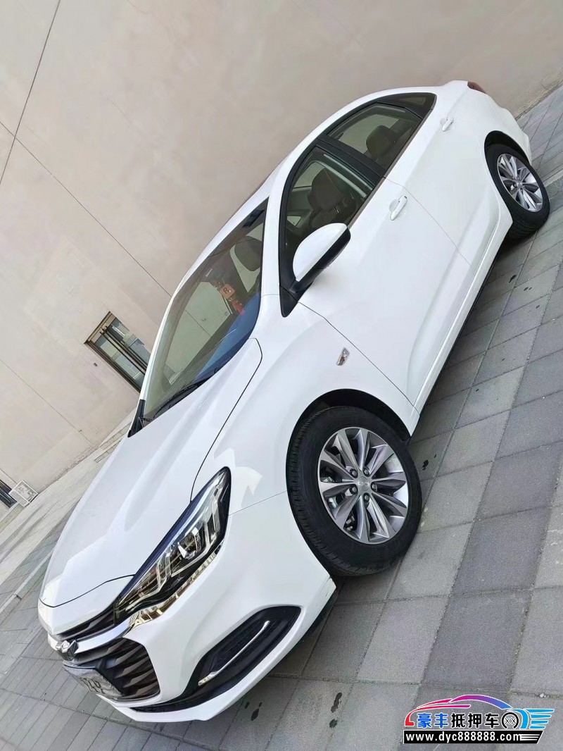 22年雪佛兰科鲁泽轿车抵押车出售