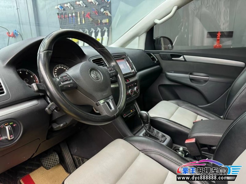 14年大众夏朗轿车抵押车出售