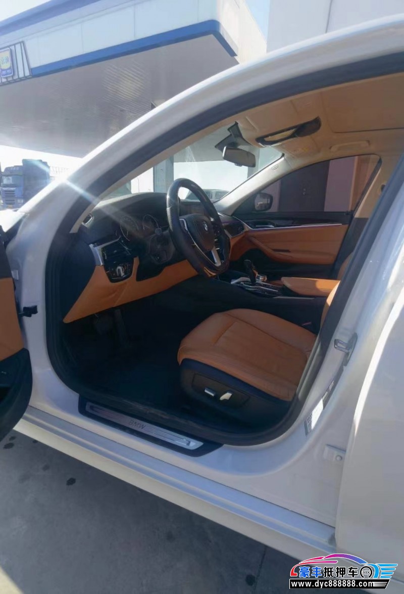 18年宝马5系轿车抵押车出售