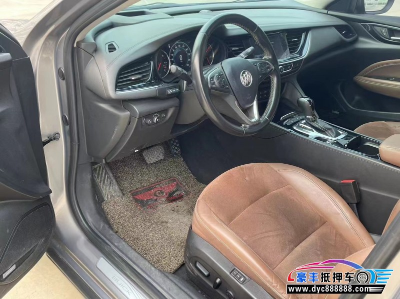 18年别克君威轿车抵押车出售