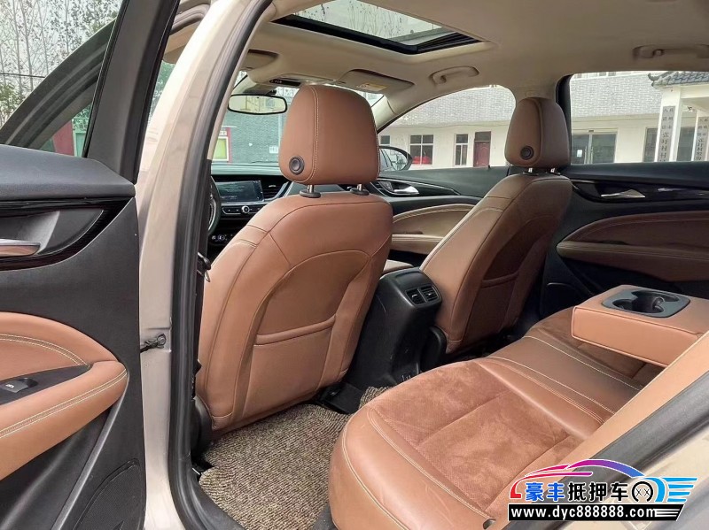 18年别克君威轿车抵押车出售