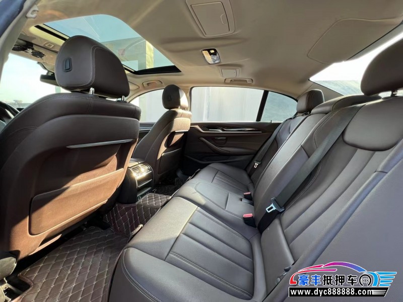 20年宝马5系轿车抵押车出售