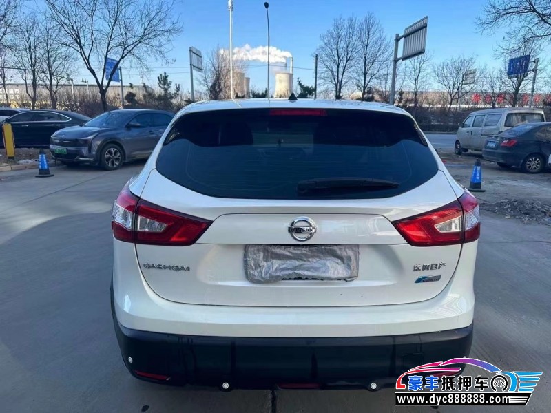 18年日产逍客轿车抵押车出售