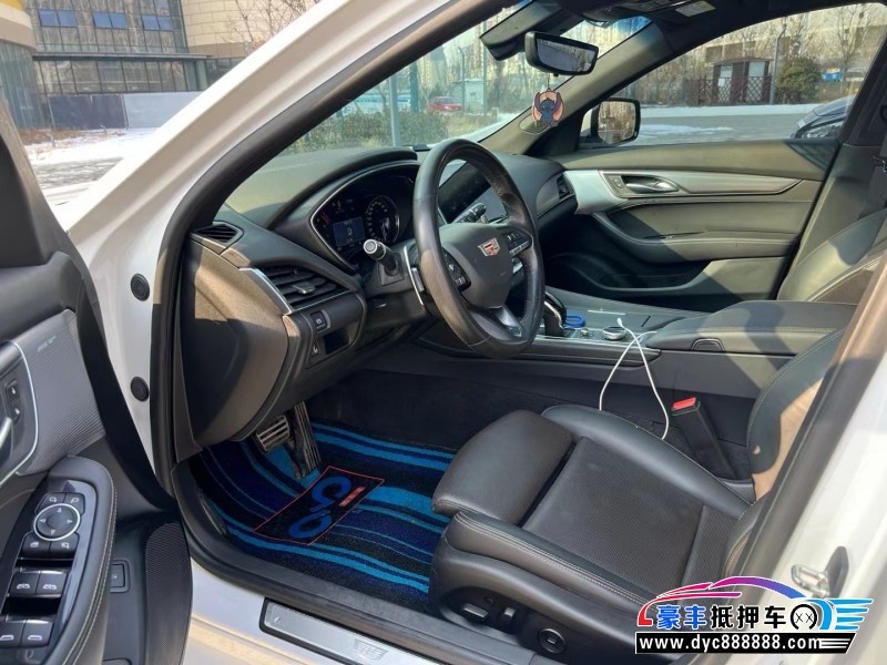 20年凯迪拉克CT5轿车抵押车出售