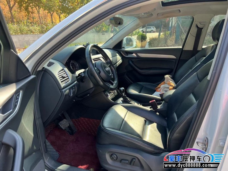 14年奥迪Q3轿车抵押车出售