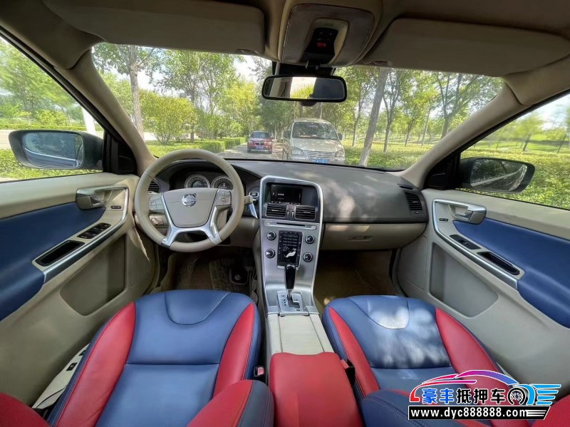 11年沃尔沃XC60轿车抵押车出售