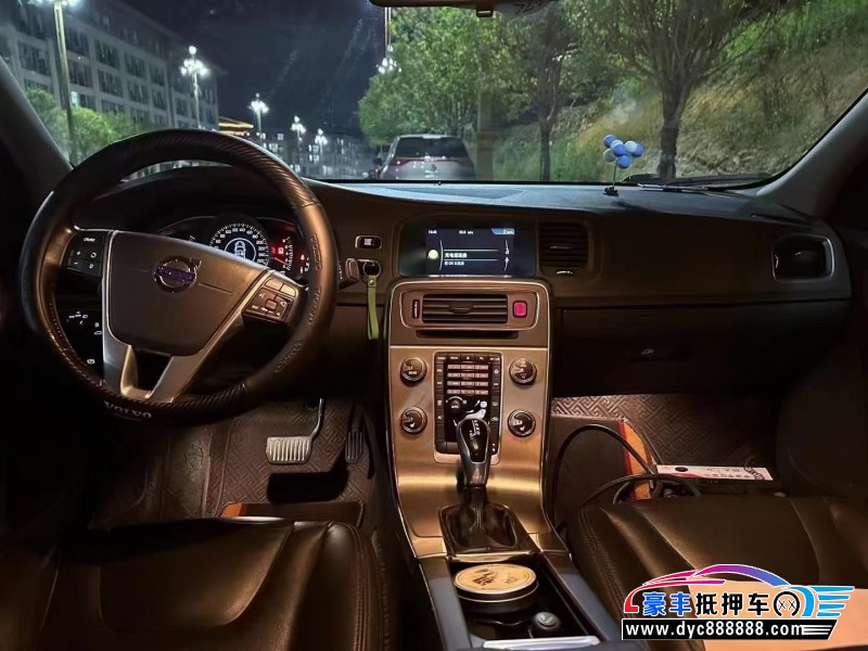 14年沃尔沃S60L轿车抵押车出售