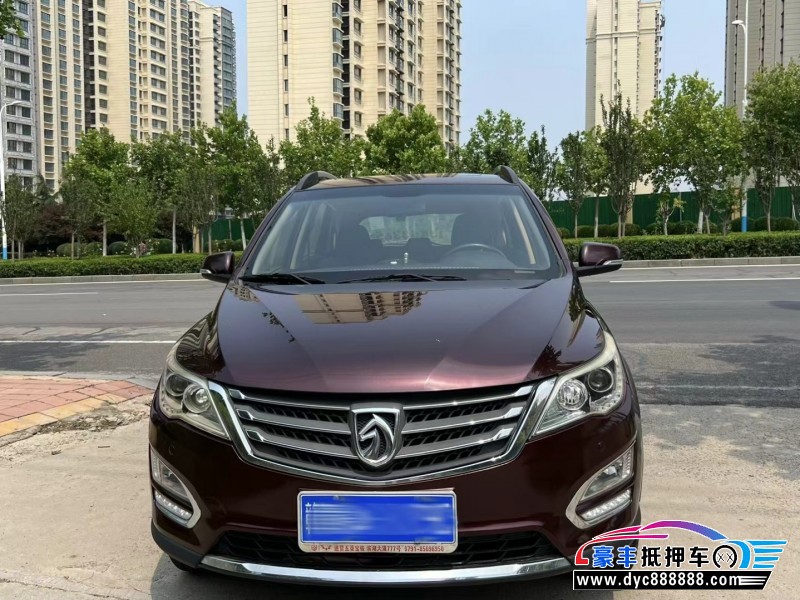 17年宝骏560轿车抵押车出售