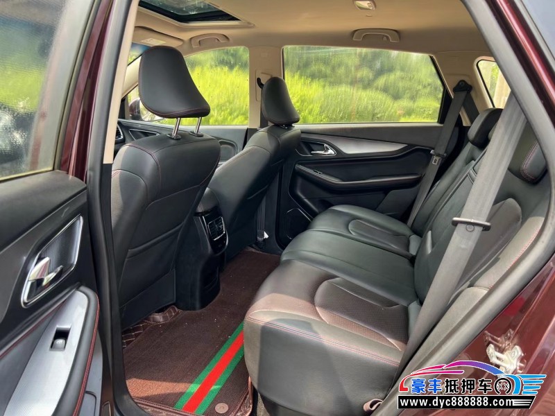 17年宝骏560轿车抵押车出售