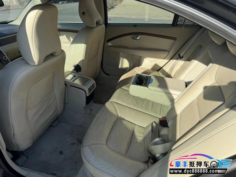 16年沃尔沃S80L轿车抵押车出售