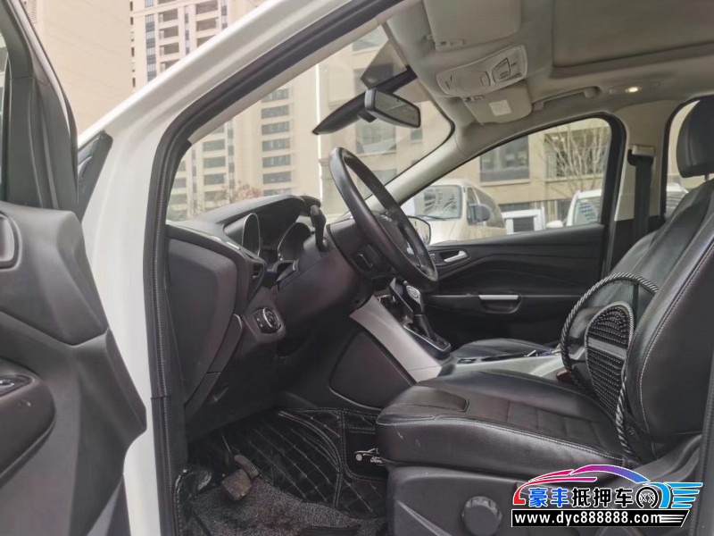 13年福特翼虎轿车抵押车出售