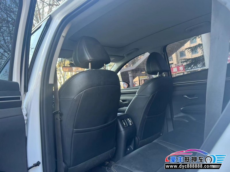 22年现代途胜轿车抵押车出售