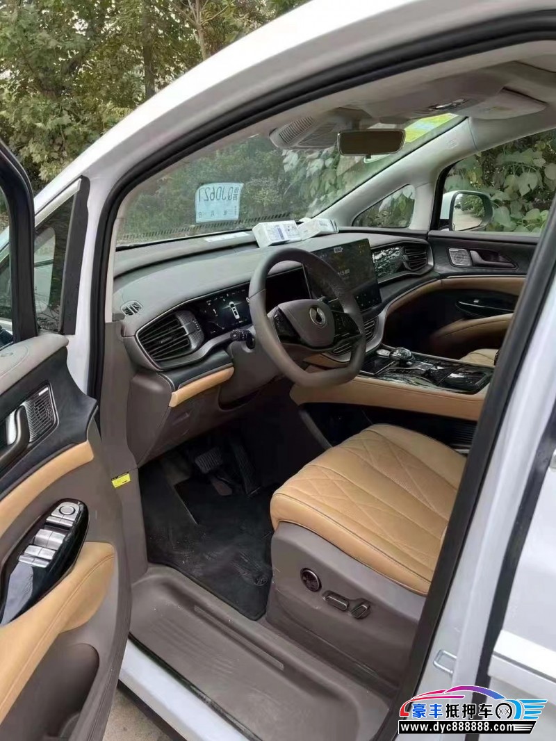 23年腾势腾势轿车抵押车出售