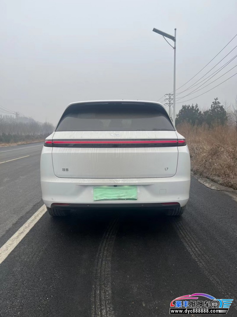 24年理想L7轿车抵押车出售
