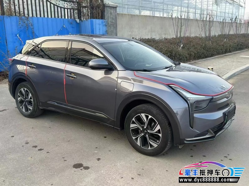 23年哪吒USUV抵押车出售