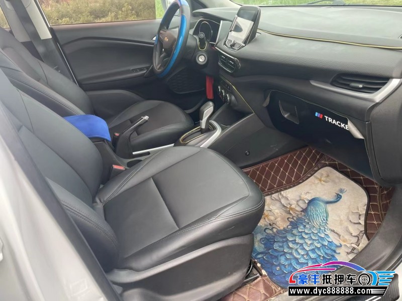 20年雪佛兰创酷轿车抵押车出售