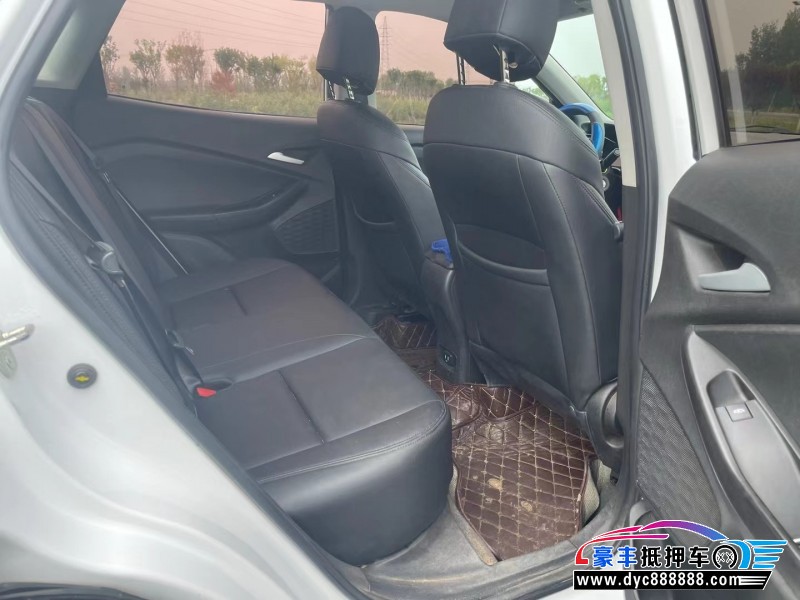 20年雪佛兰创酷轿车抵押车出售