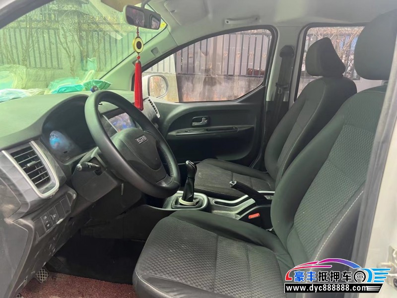 22年金杯海狮轿车抵押车出售