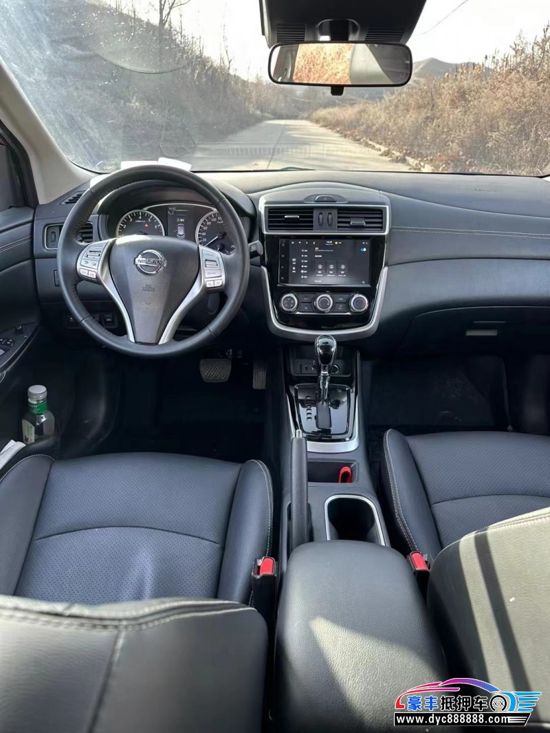 22年日产骐达轿车抵押车出售