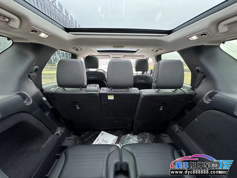 22年路虎发现5轿车抵押车出售