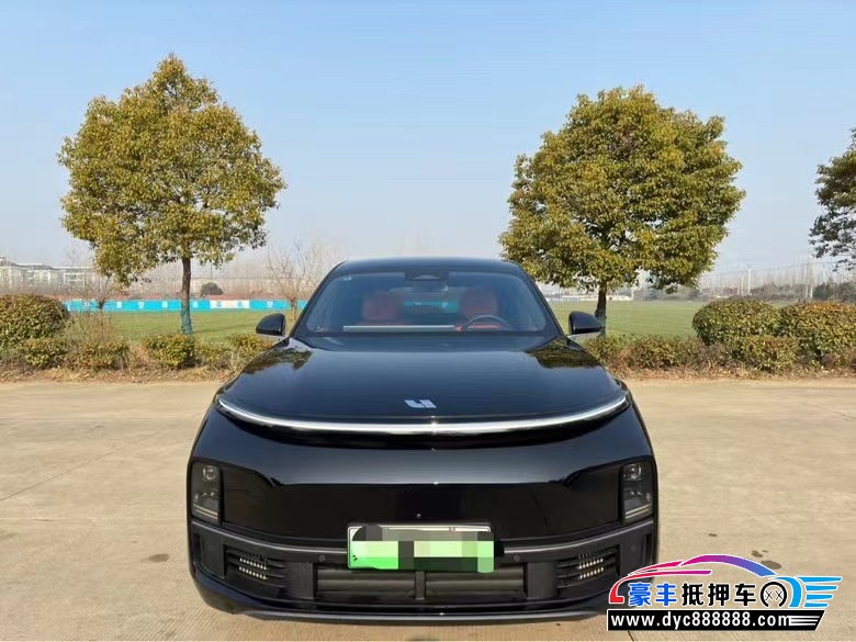 23年理想L8轿车抵押车出售