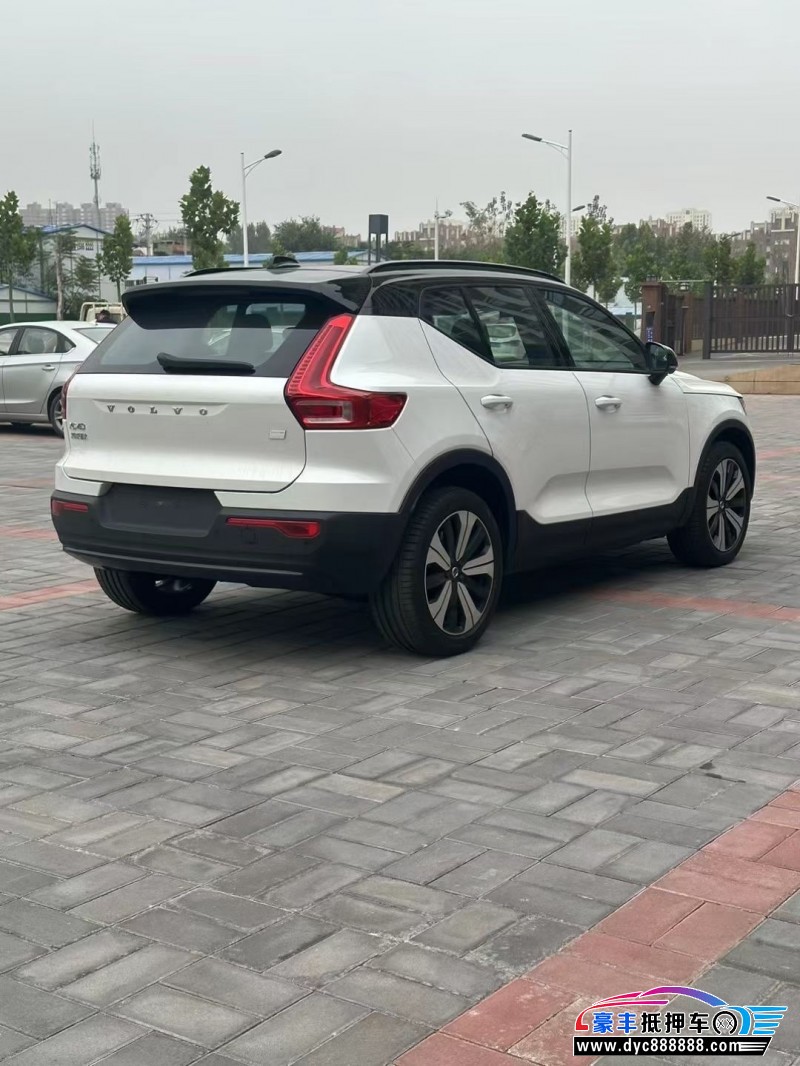 23年沃尔沃XC40轿车抵押车出售