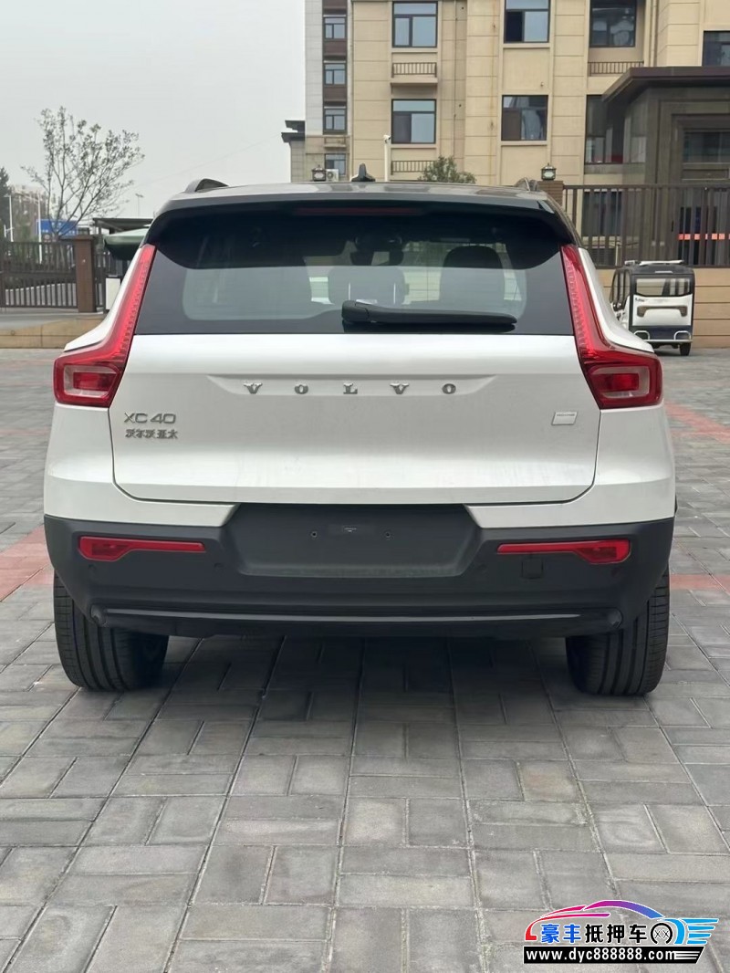 23年沃尔沃XC40轿车抵押车出售