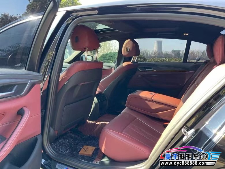 21年宝马5系轿车抵押车出售