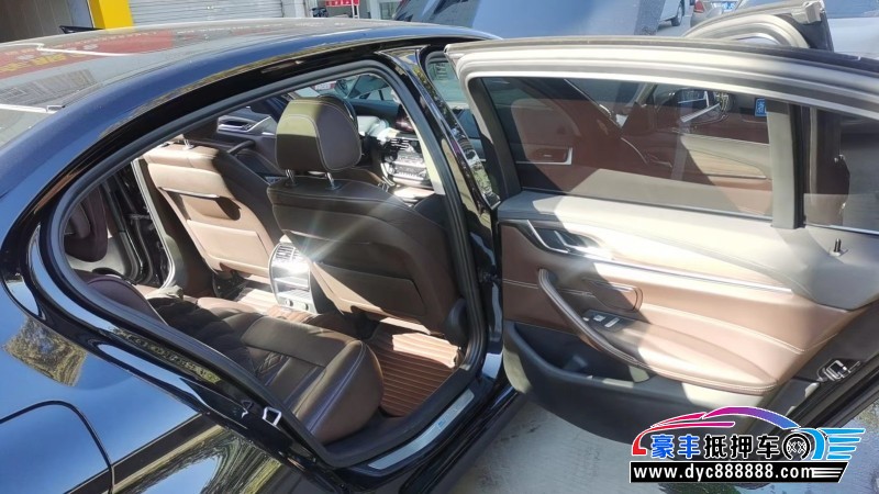 18年宝马5系轿车抵押车出售