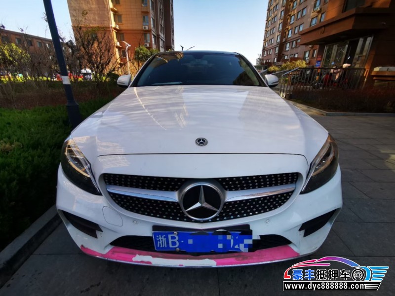 20年奔驰C轿车抵押车出售