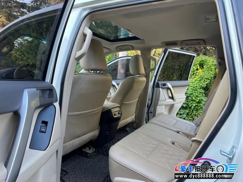 19年丰田普拉多（霸道）轿车抵押车出售