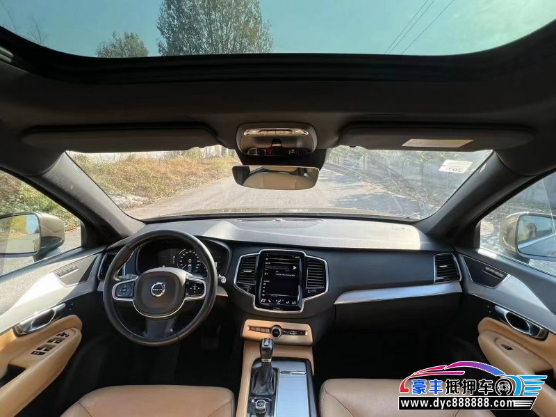 17年沃尔沃XC90轿车抵押车出售