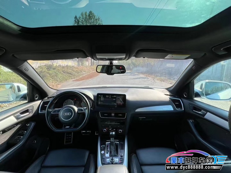 18年奥迪SQ5轿车抵押车出售