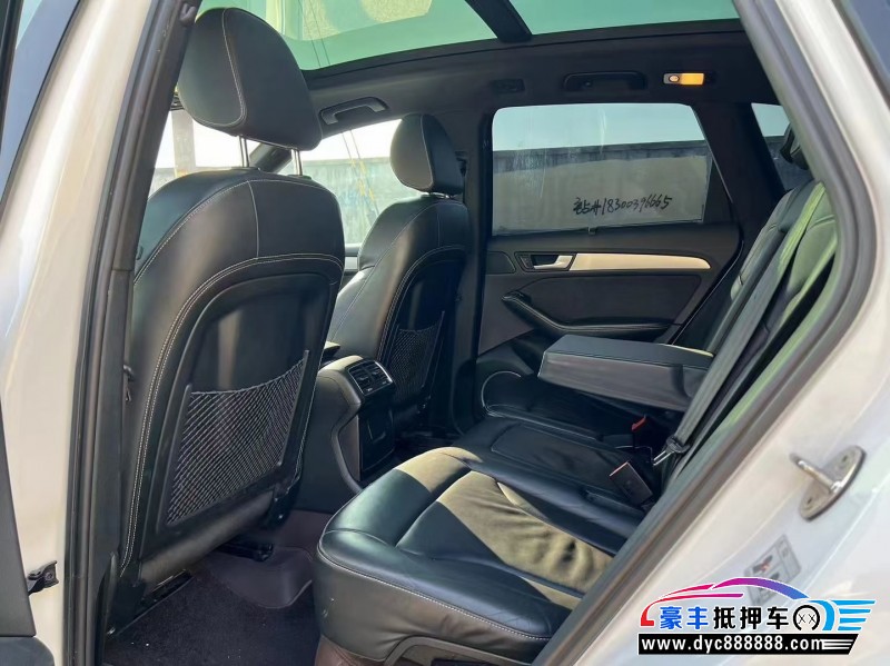 18年奥迪SQ5轿车抵押车出售