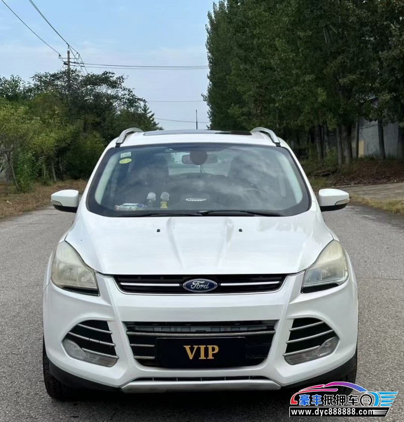 14年福特翼搏轿车抵押车出售