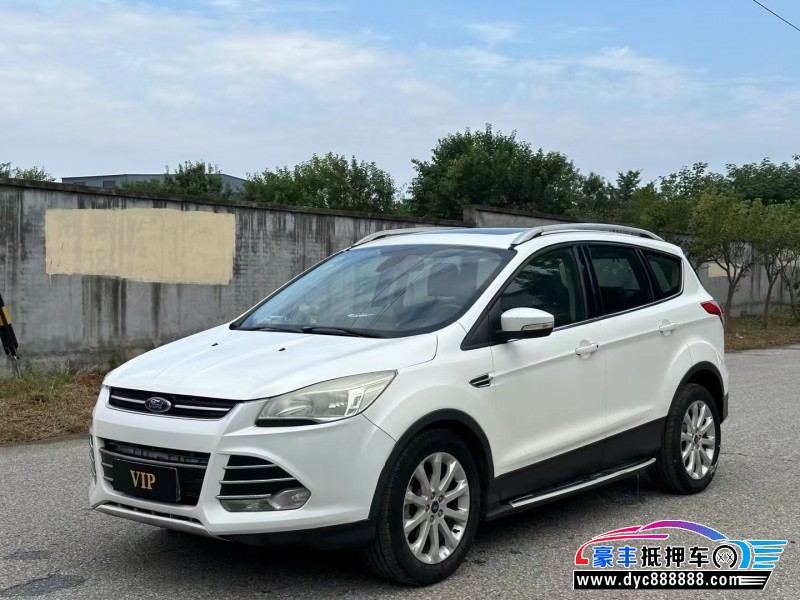 14年福特翼搏轿车抵押车出售